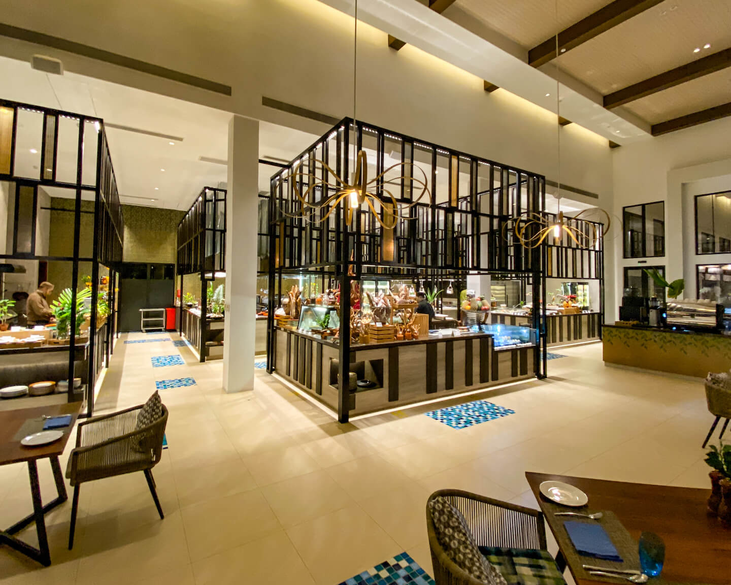 Pullman-Maldives-Maamutaa-melange-restaurant