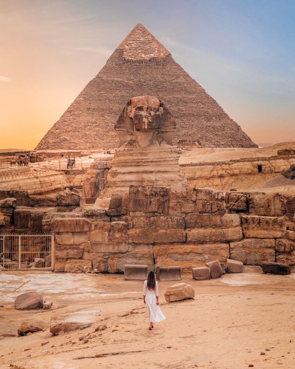 the best things to do in Egypt, Gizeh pyramids and the great sphinx, a cheap holiday destination