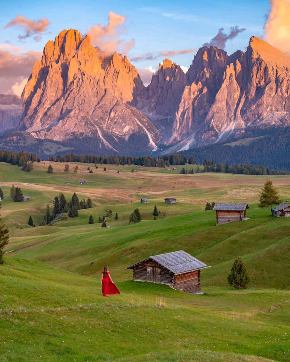 the beautiful Seiser alm / Alpe di Siusi is one of the best places to visit in the dolomites