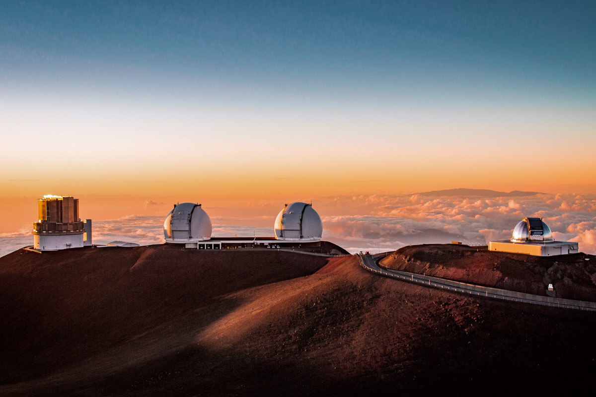 visiting the Mauna Kea Observatory during sunset is one of the best things to do in Big Island