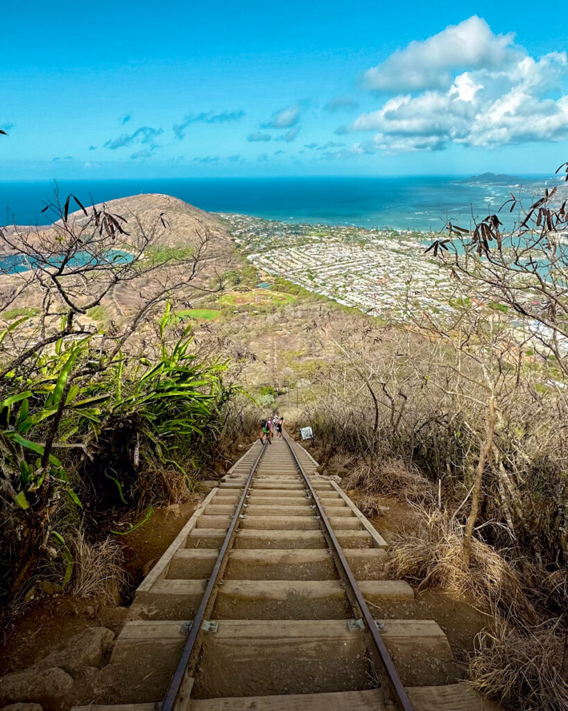 oahu road trip itinerary, koto crater head hike trail with a great view