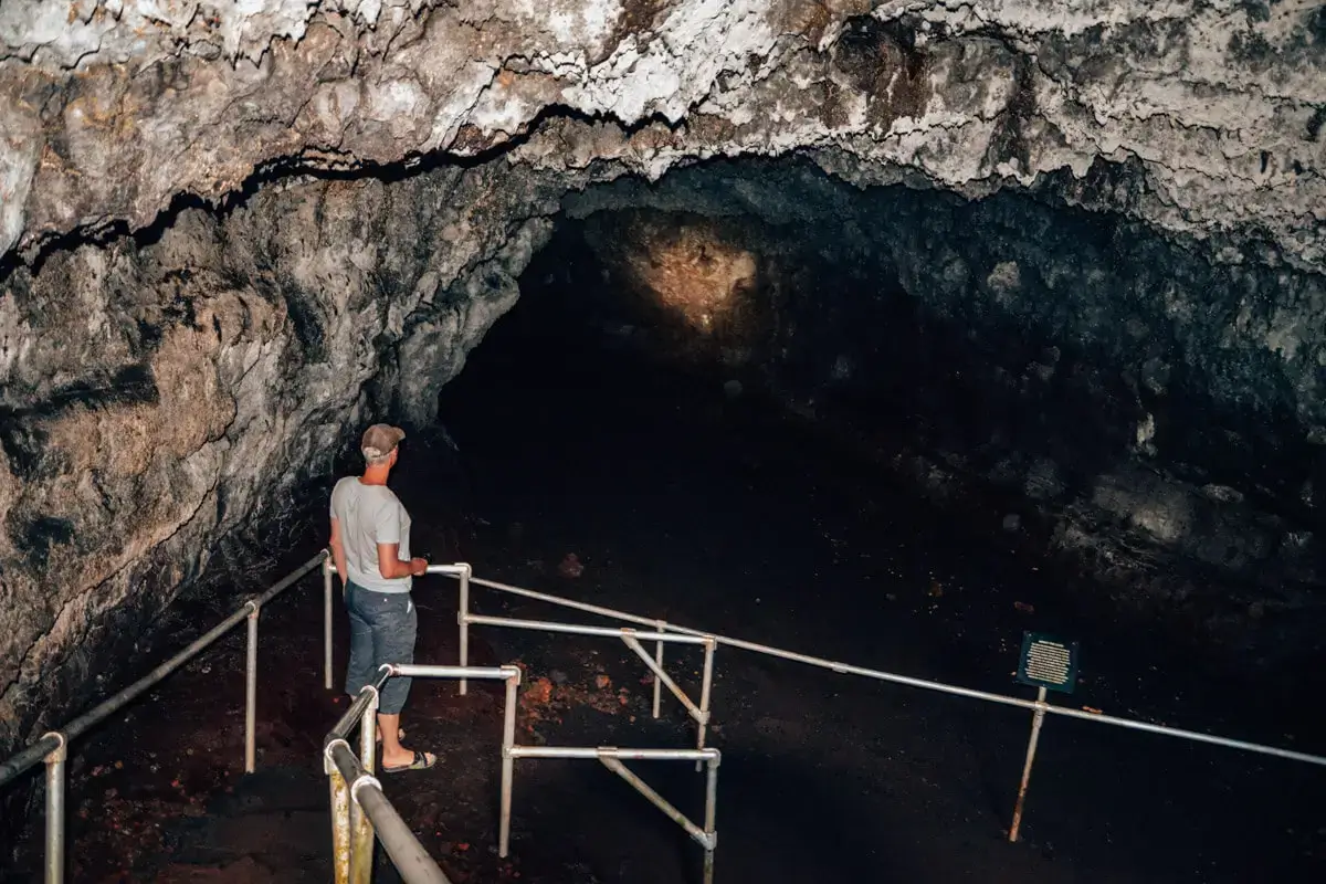 lava tube maui, road to hana attraction