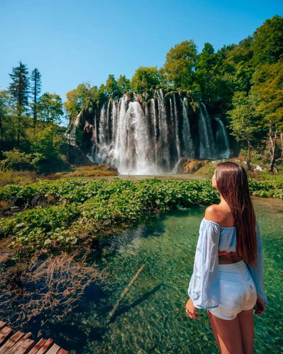 croatia-plitvice-lakes-waterfall the best sights in Croatia with map, insider tips and hidden gems