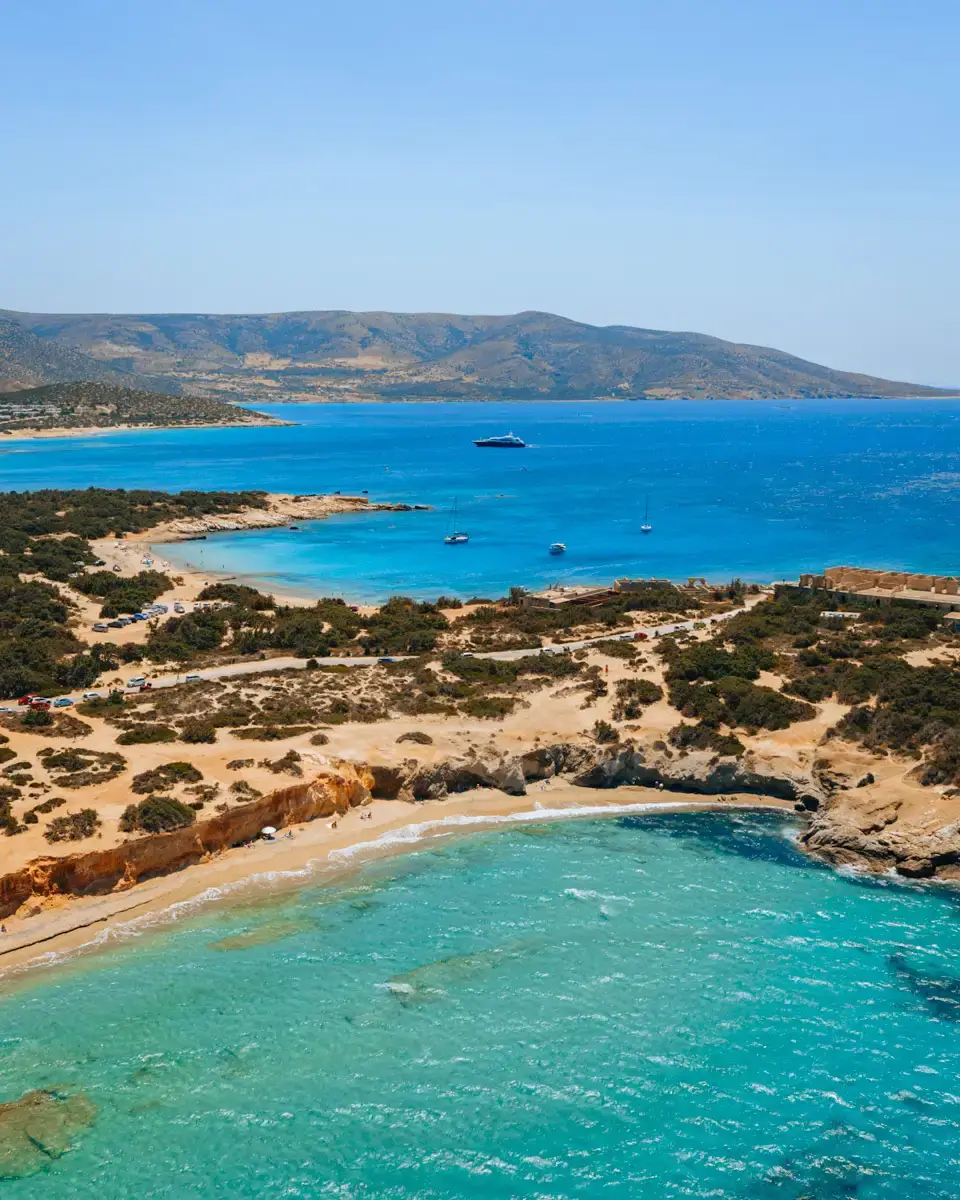 best beach on Naxos island in Greece: Hawaii Beach with fine sand, blue water and beautiful views