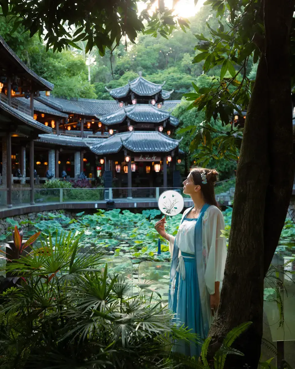 ancient old town in china near Shenzhen, traditional Chinese costume