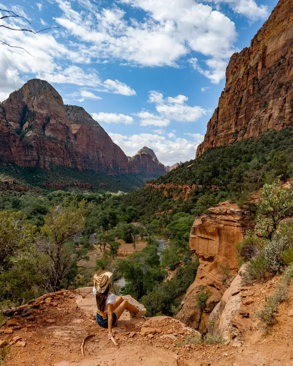 emerald-pool-hiking-trail-zion-national-park emerald pool hike in Zion National Park , view over Zion canyon