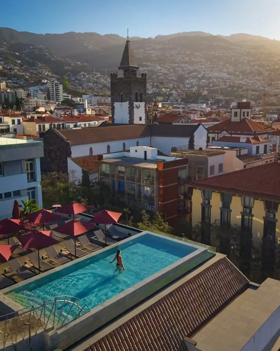 funchal-madeia-old-town